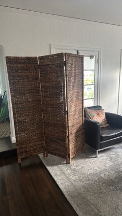Free - Rattan room divider/screen  3 panel