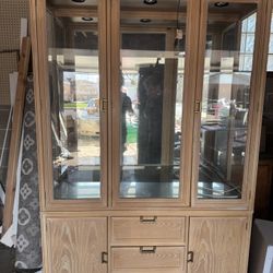 Like new no scratches. Worth more than $500.