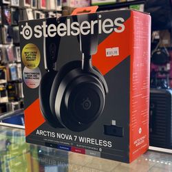 Steelseries Arctic Nova 7 Wireless Gaming Headset