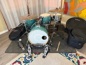 Pearl Vision birch 5 pc complete drum set $935 cash double pedal DW5000 zildjian Sabian cymbals stands throne roadrunner bags in Upland 91784