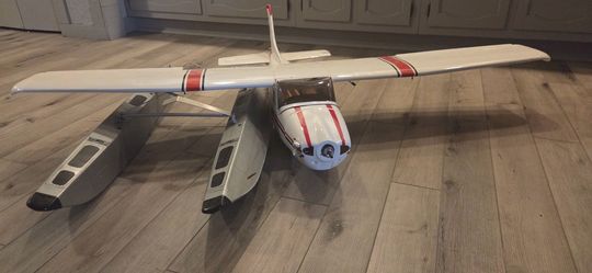 Value Hobby Cessna 182 RC Plane Project — 65” Wingspan, Floats, Landing Gear, .46 4-Stroke