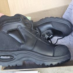 Brand NEW Reebok Boots Size 13 Extra Wide