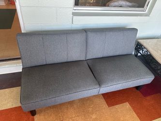 🛋️ Gray Sofa Bed / Futon