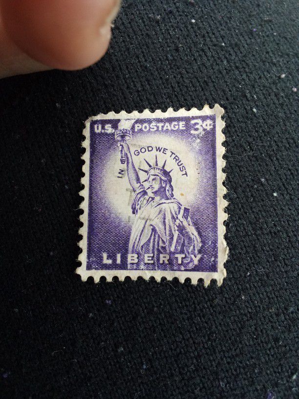 3 Cent Statue Of Liberty Stamp 