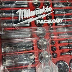 Milwaukee Packout