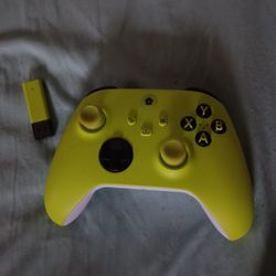 XBOX WIRELESS REMOTE! 