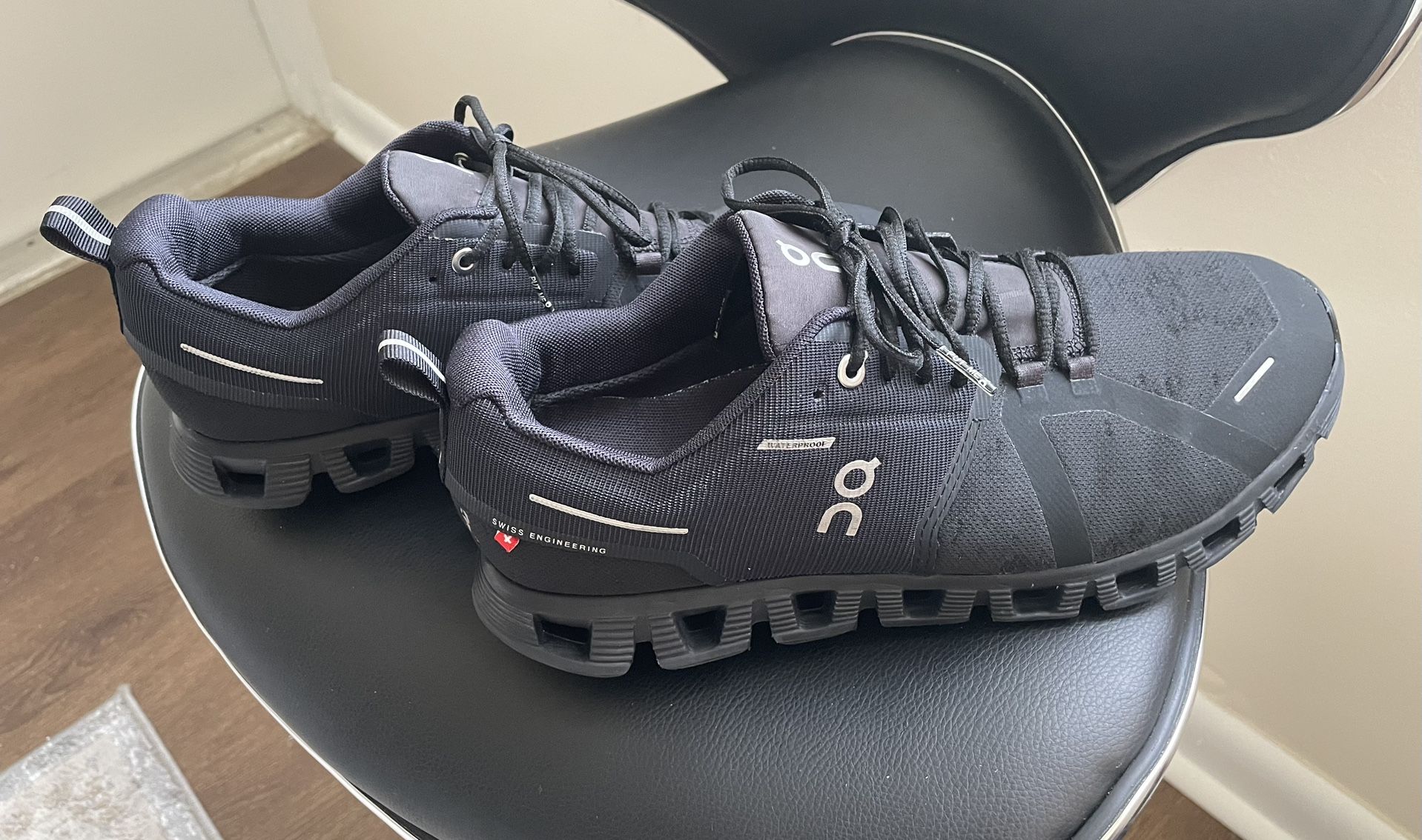 Sneakers On Size 9 - OFFERS!!