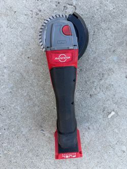 Milwaukee Grinder