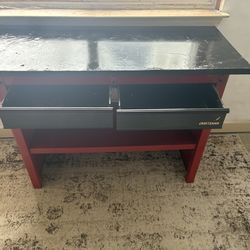 CRAFTSMAN TOOL BENCH TABLE