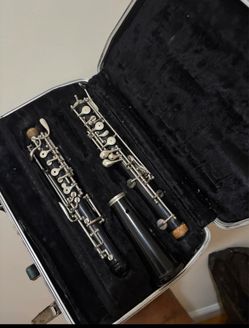 Oboe with Hard Case