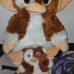 Gremlins, GIZMO plushies