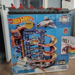 Hotwheels Super Ultimate Garage