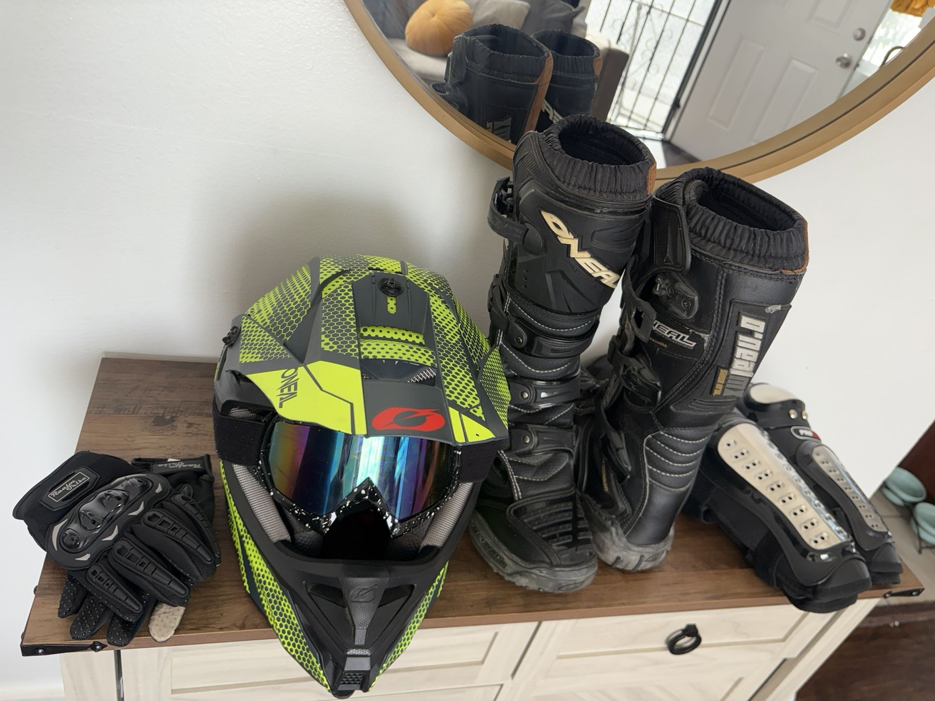 Dirt Bike Accessories / Dirt Bike Accesorios