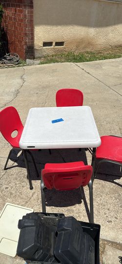 Lifetime kids table and chairs
