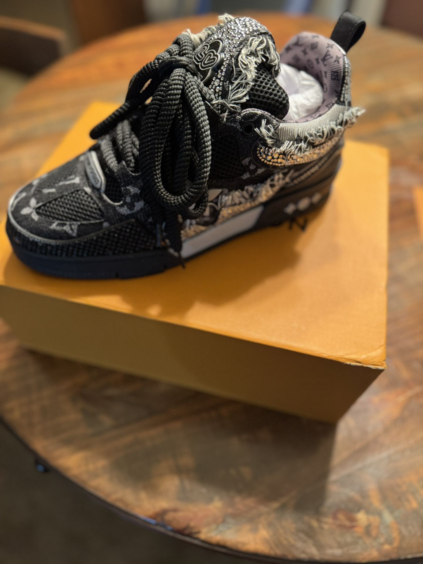 LV Skates