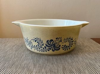 Homestead Pattern Vintage Pyrex 2.5 L/2.6 Q 475-B Round Bowl/Casserole Dish