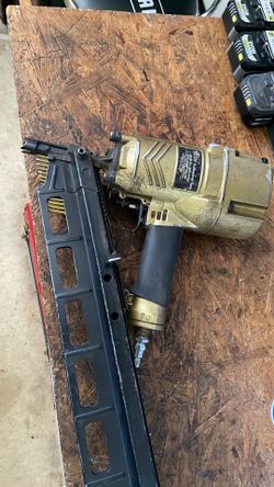 Nail gun