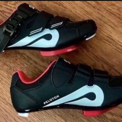 PELOTON CYCLING SHOES