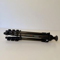 Manfrotto 440 Carbon One Tripod