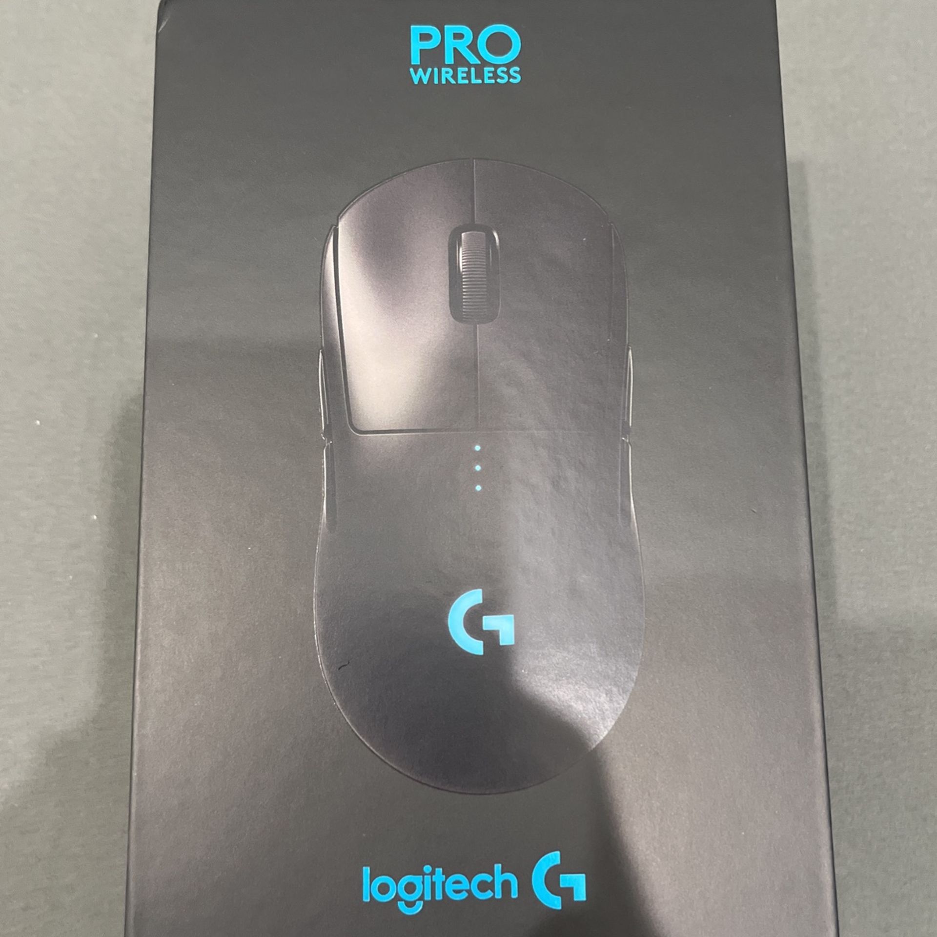 Logitech G Pro Wireless Gaming Mouse (Custom grips for pros)