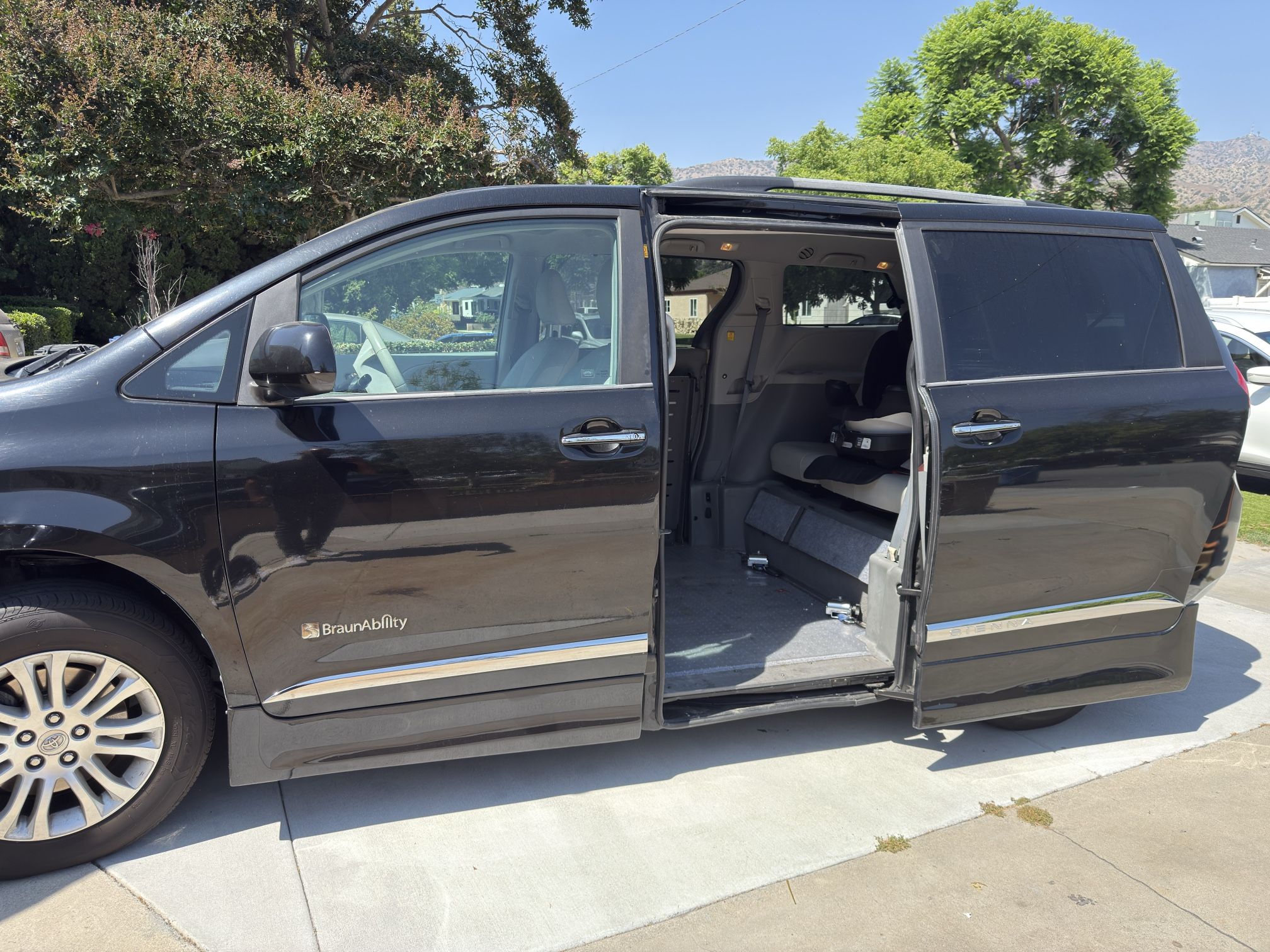 2012 Toyota Sienna