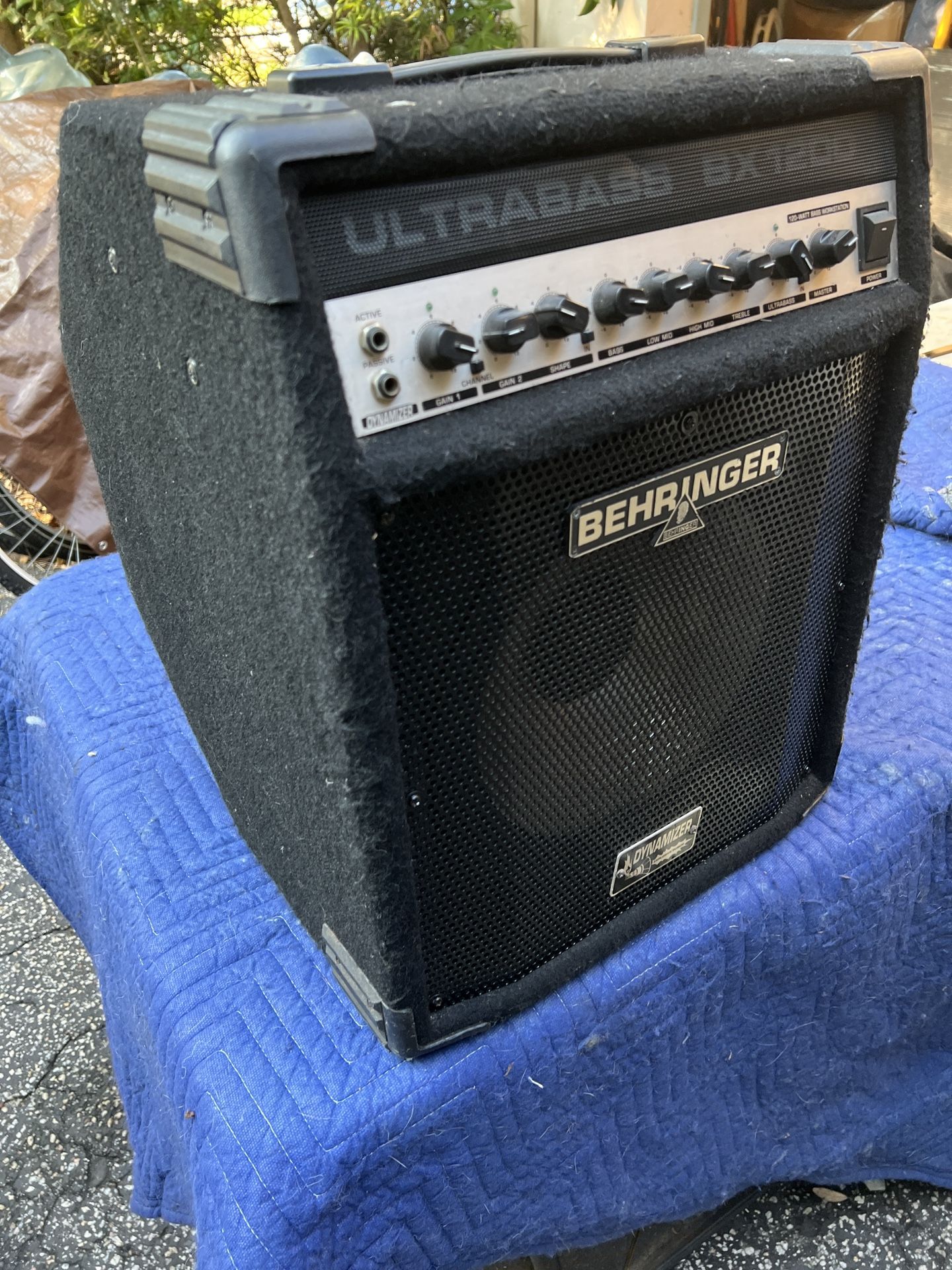 Behringer BX 1200 Bass Guitar Amplifier