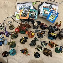 PS3 Skylanders And 30 Characters