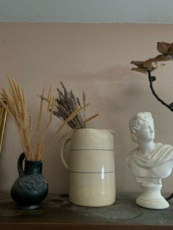 Vintage pitcher and bust