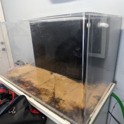 125 Gallon Acrylic Fish Tank