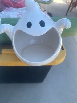 Ceramic Ghost Wall Planter