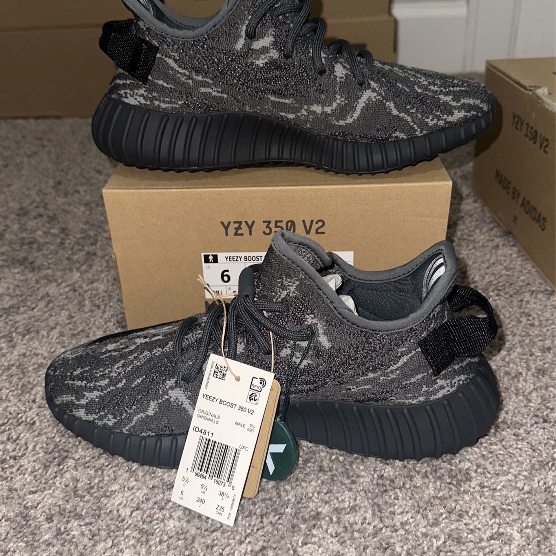 Yeezy Boost 350 V2 MXDASA