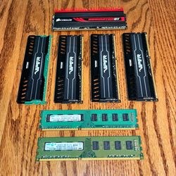 Collection of DDR3 RAM 3x8GB, 2x4GB, 2x2GB (Patriot Viper, Samsung, Corsair)