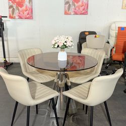 🔥Special Discount(Set of 5)🔥(Minor damage to the dining table does not affect normal use) Round dining table and chair set, including a 35-inch glas