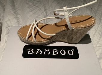 White Wedges ... BAMBOO (reflection)
