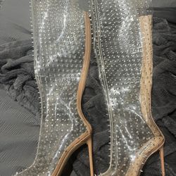 Steve Madden Boot 6 Clear / Studs 