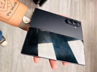 Samsung Galaxy Z Fold7 1TB Unlocked