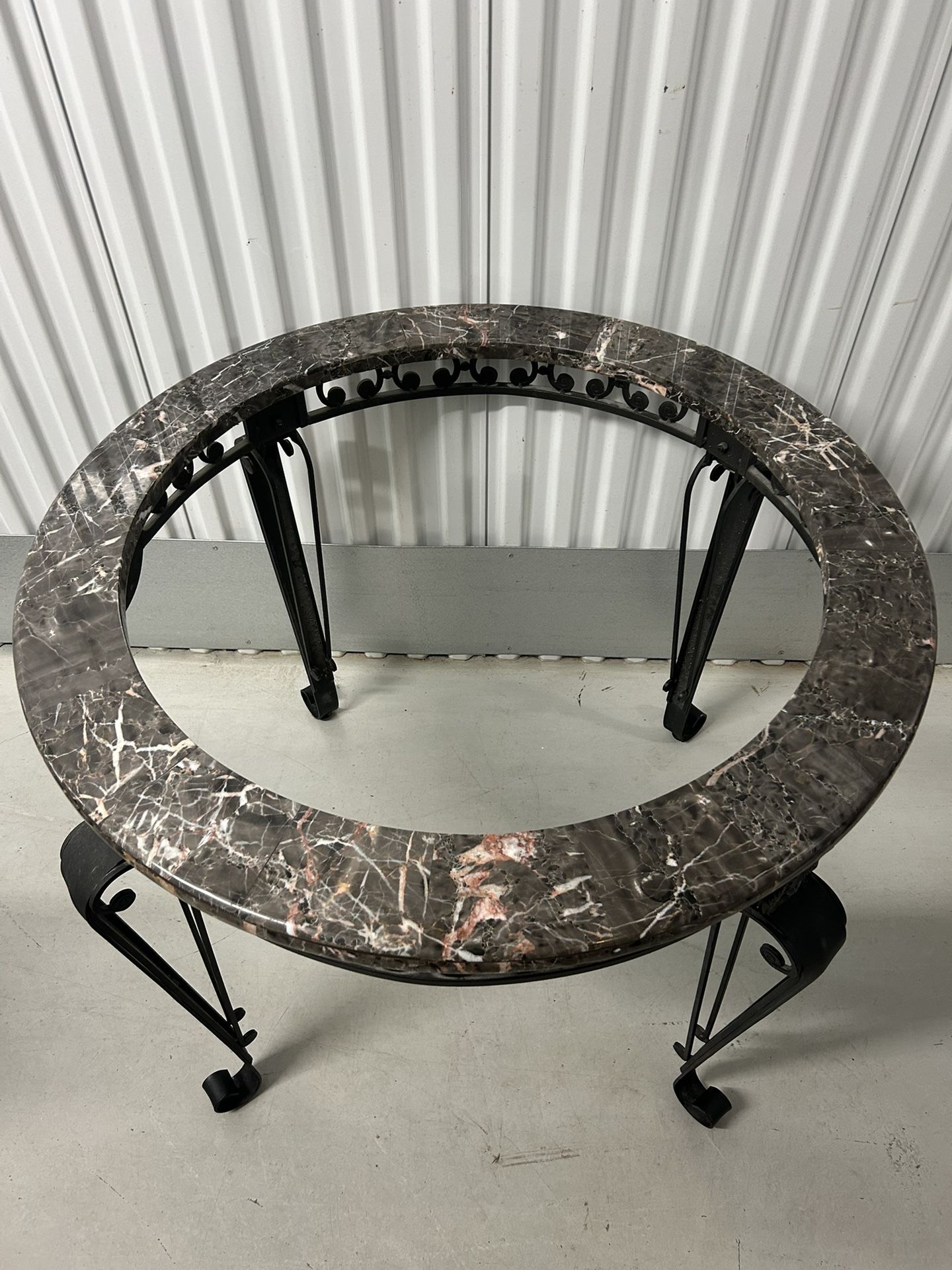 Dinning Room Table With Chairs