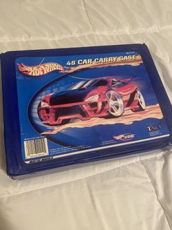 Hot Wheels Case + Cars