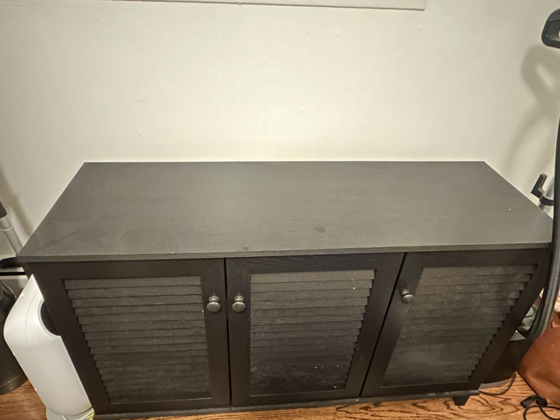 Shoe Cabinet/rack