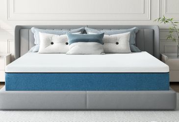 Queen Mattress (10 inch) Memory Foam In a box