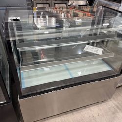 NSF/ETL Polar man ARC-370Y 48” Curved Glass Refrigerated Bakery Display Case With LED Lights