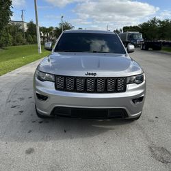 2017 Jeep Grand Cherokee