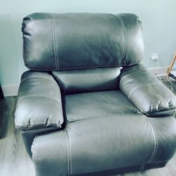 Wide Recliner