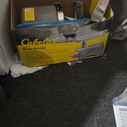 Cabelas Deluxe Meat Grinder 