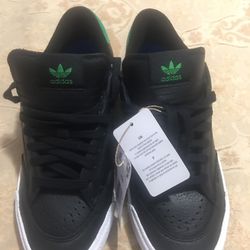 Tenis Nuevos Size 7.5 De Hombre Y 8.5 De Mujer Marca Adidas New Never Used No Box No Caja 