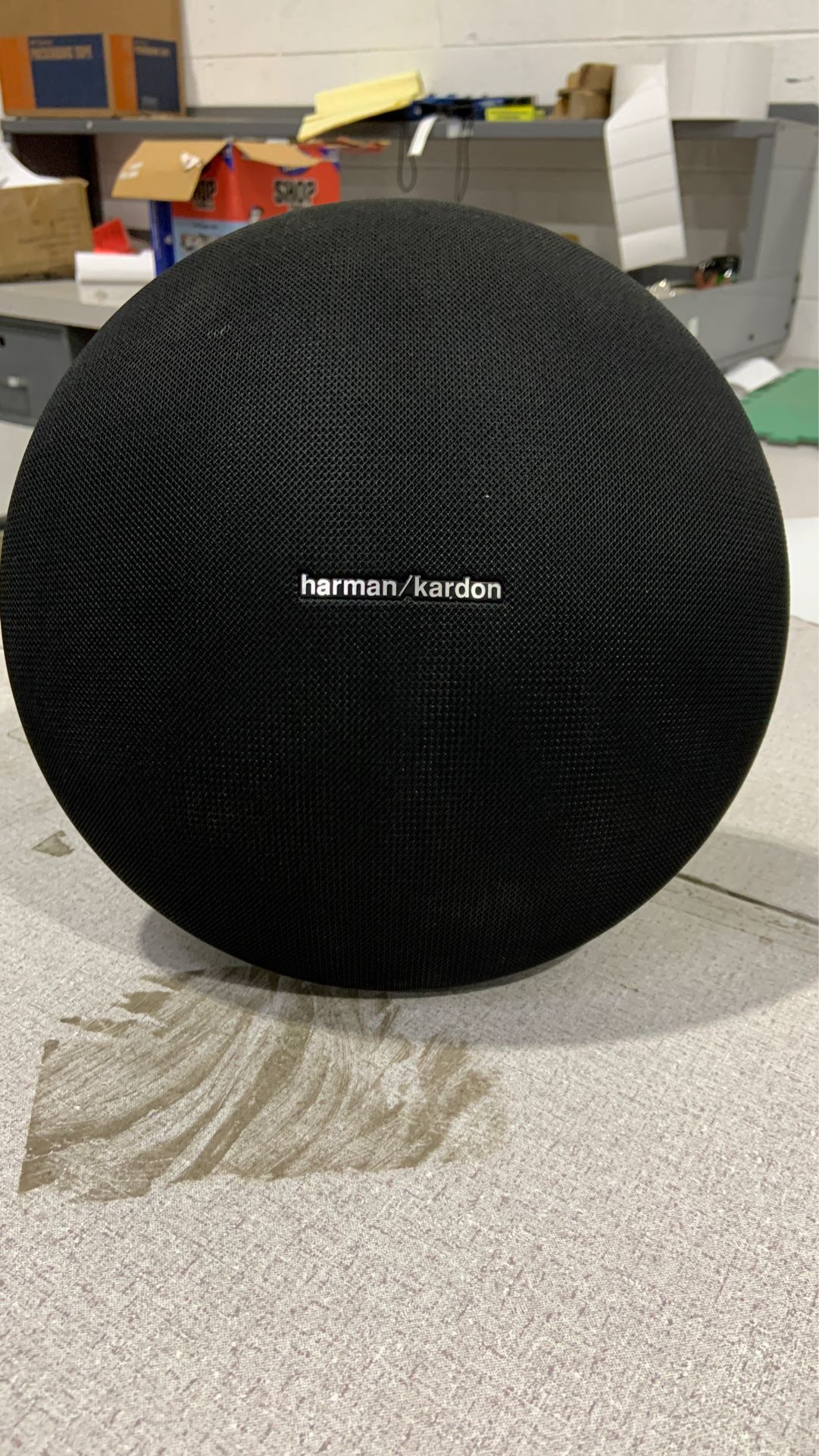 Harman/ kardan bluetooth speaker