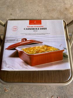 Square Stoneware 1.5 Quart Casserole Dish With Lid