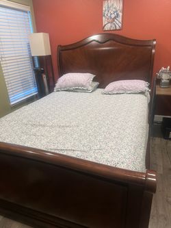 Queen size sturdy solid sleigh bed for sale
