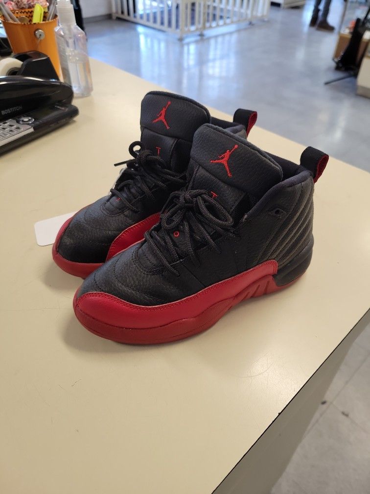 Jordan 13 Size 6 Youth