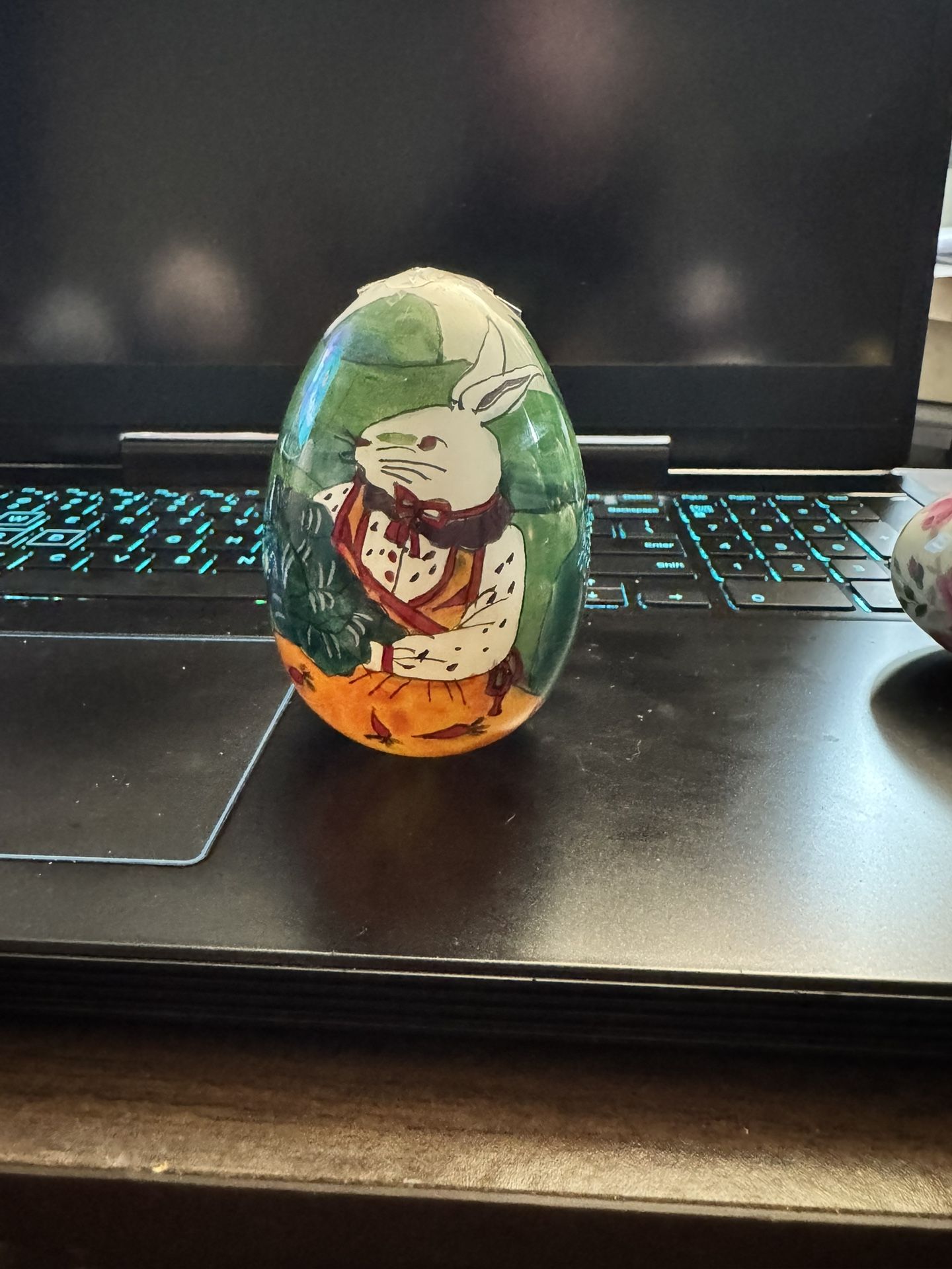 1991 Bill Yee reverse-painted glass egg